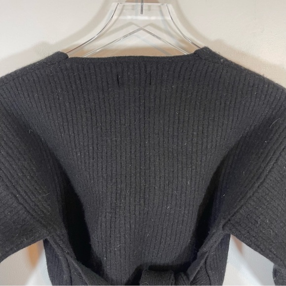 CLANE 90% Wool Long Sleeve Semi Cropped V Neck Sweater Size US XS - Picture 7 of 9